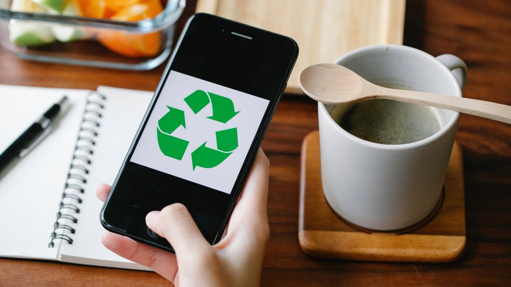 Reduce, reuse, recycle whilst doing laundry - Laundryheap Blog ...
